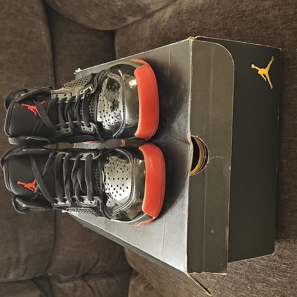 🖤❤️Nike Air Jordan Mars 270 Black and Red Sneakers - Picture 2 of 15